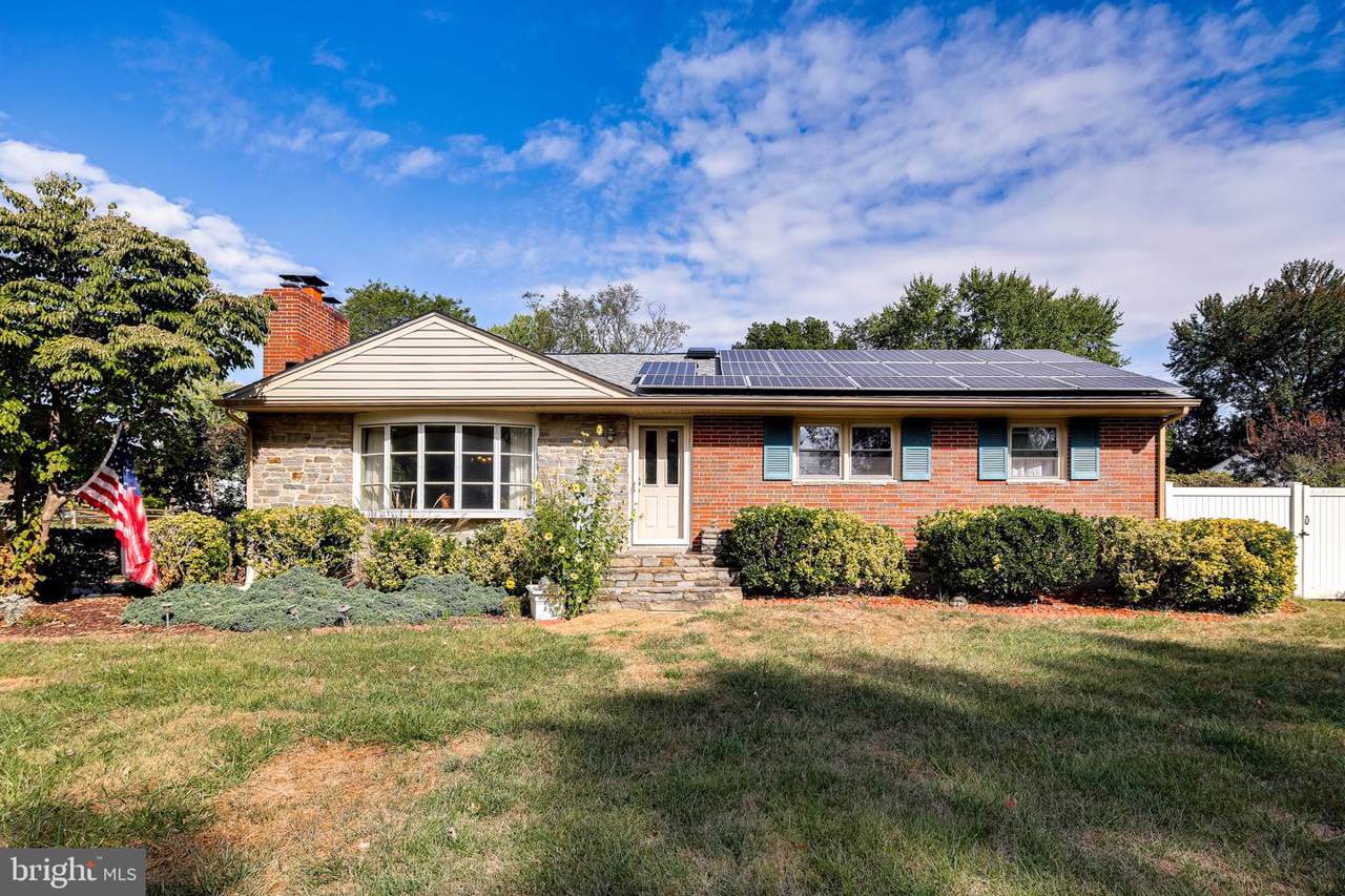 2795 Saint Johns Lane - Photo 1
