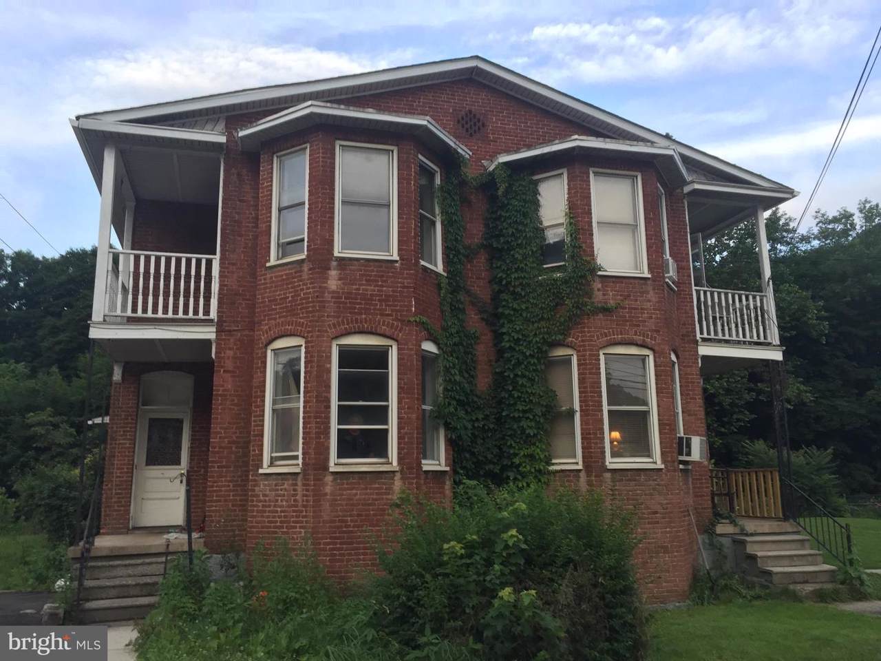 86 Main Street - Photo 1