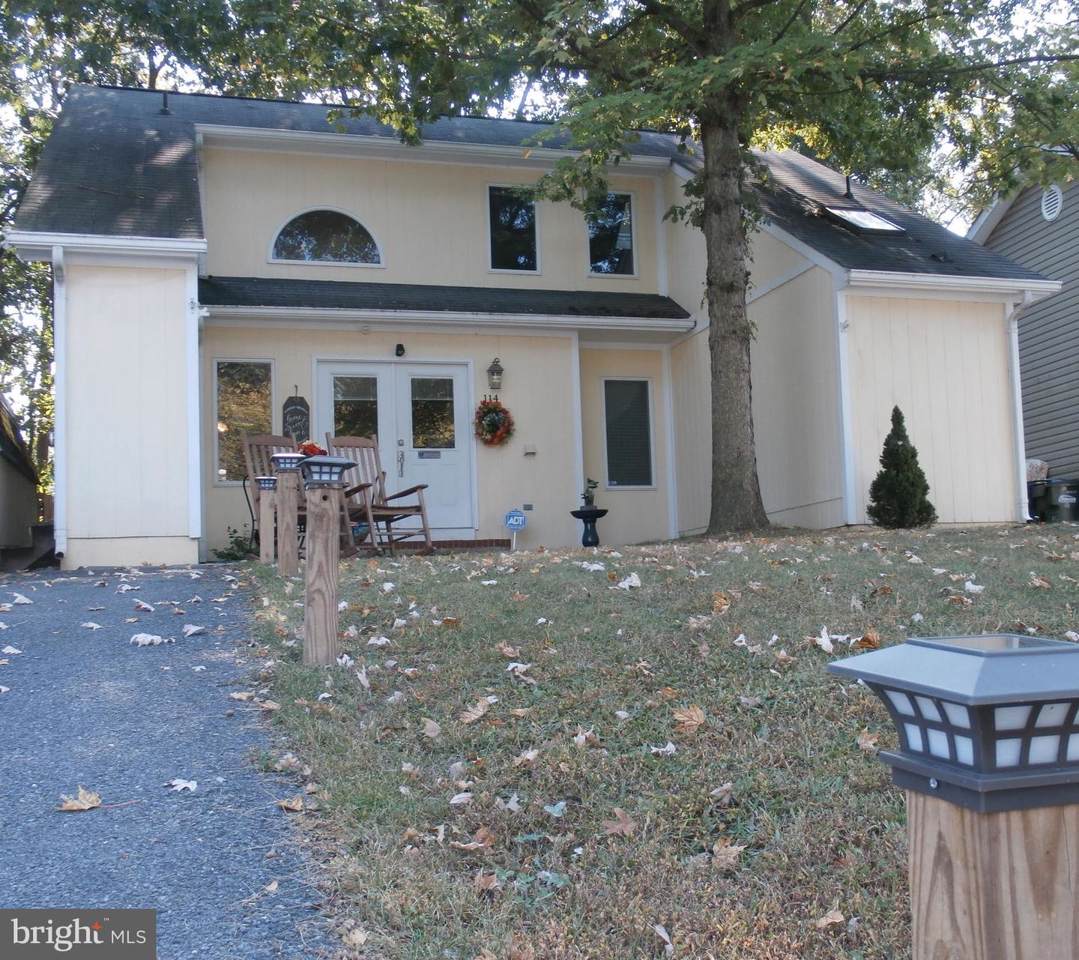 114 Deer Hill Court - Photo 1