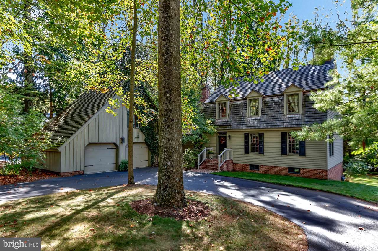 118 Chandler Avenue - Photo 1