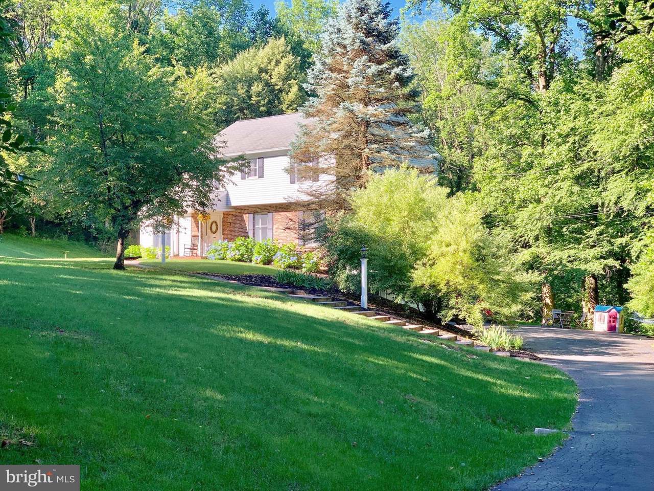 15 Gravel Hill Road - Photo 1