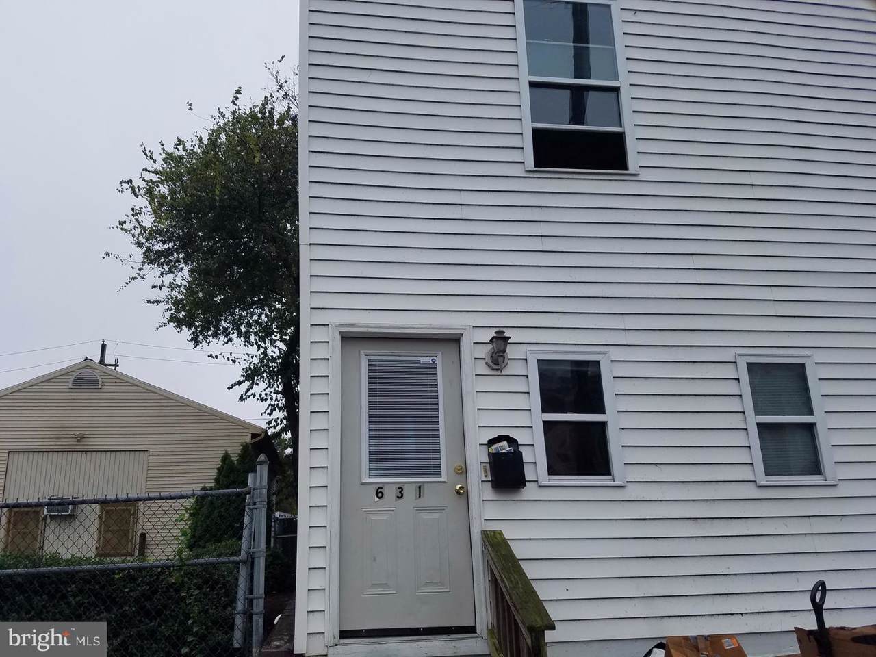 631 Radnor Street - Photo 1