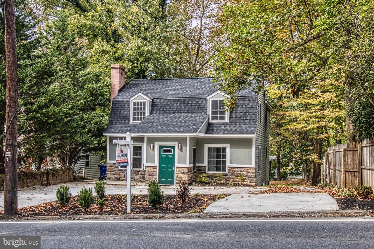10219 Capitol View Avenue - Photo 1