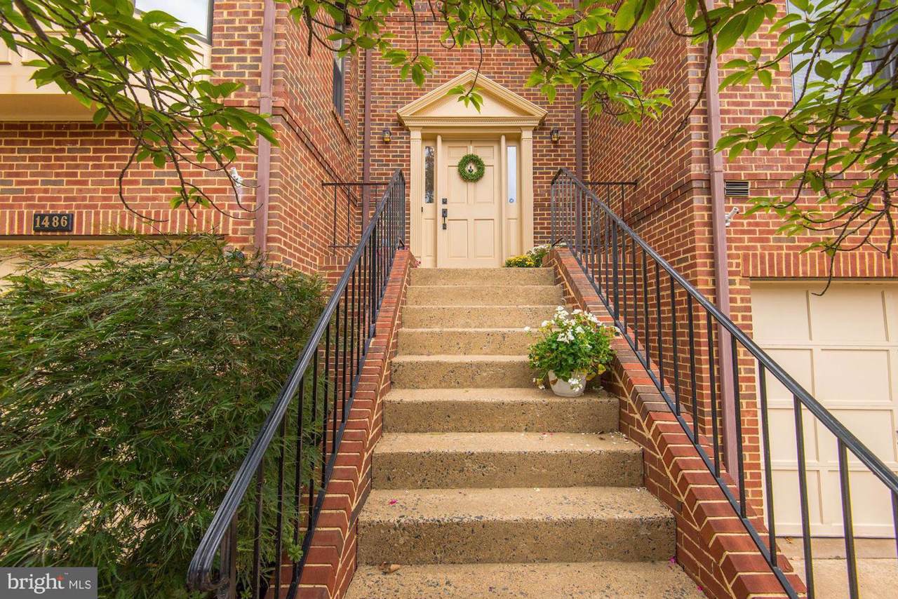 1486 Hampton Hill Circle - Photo 1