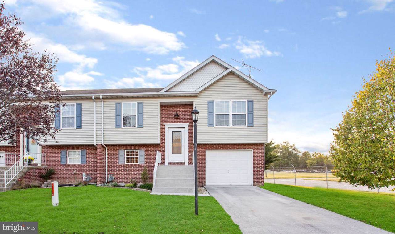 37 Westview Drive - Photo 1