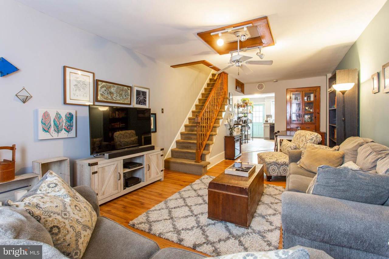 2664 Livingston Street - Photo 1
