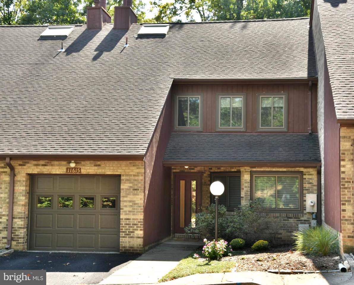 11615 Clubhouse Court - Photo 1