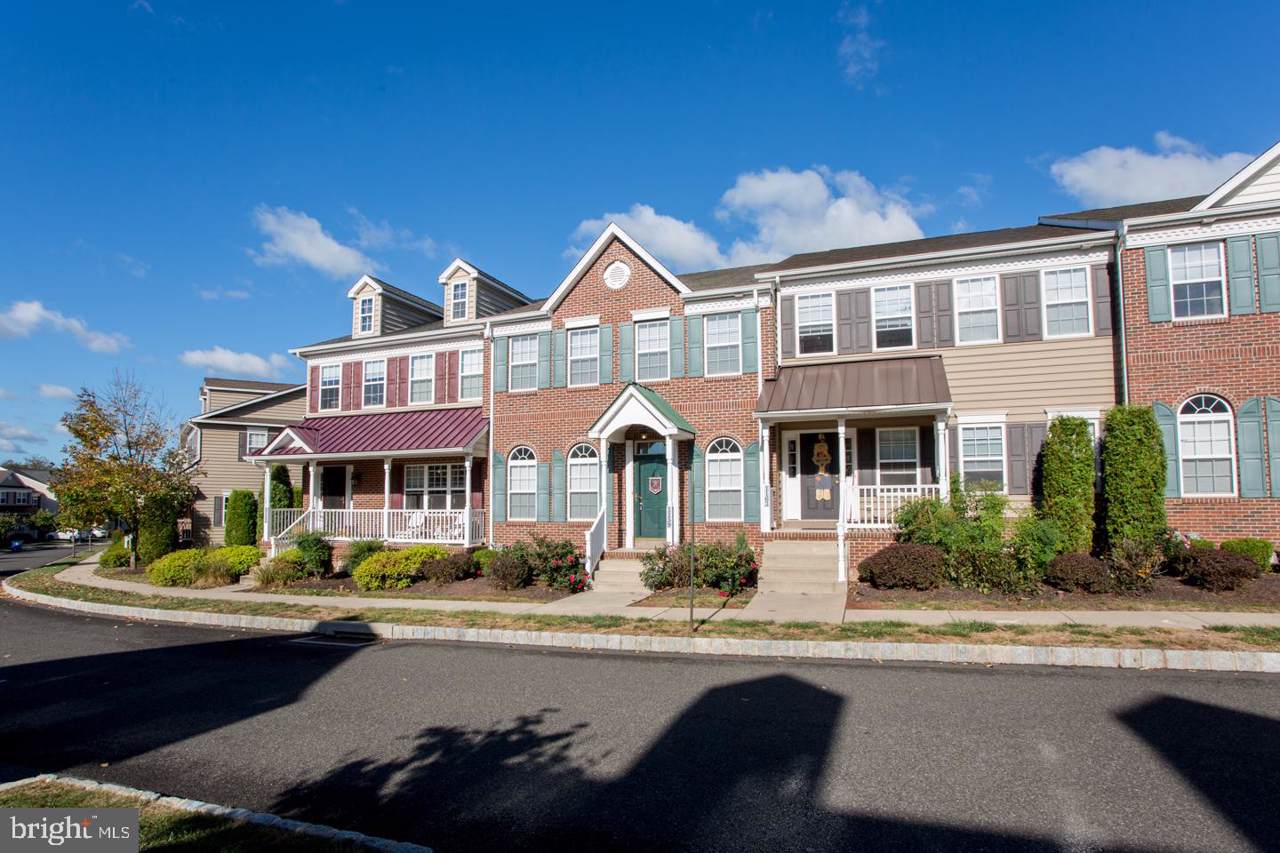 1159 Rosemont Terrace - Photo 1