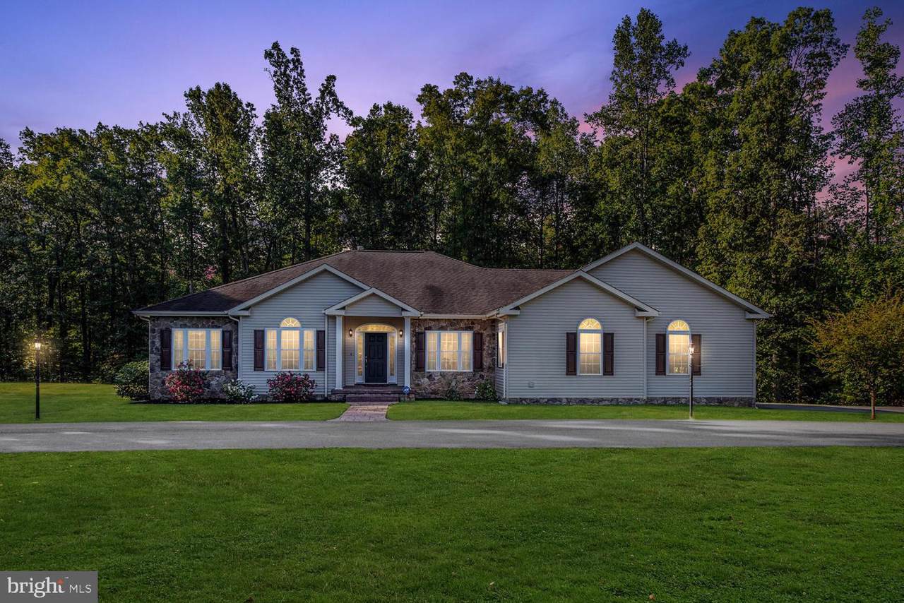1376 Hensley Road - Photo 1