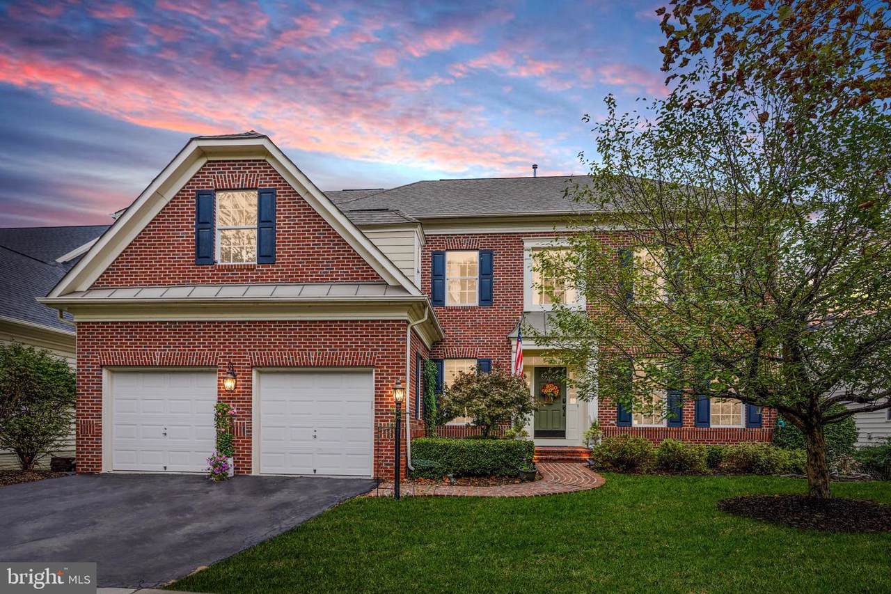 43988 Riverpoint Drive - Photo 1