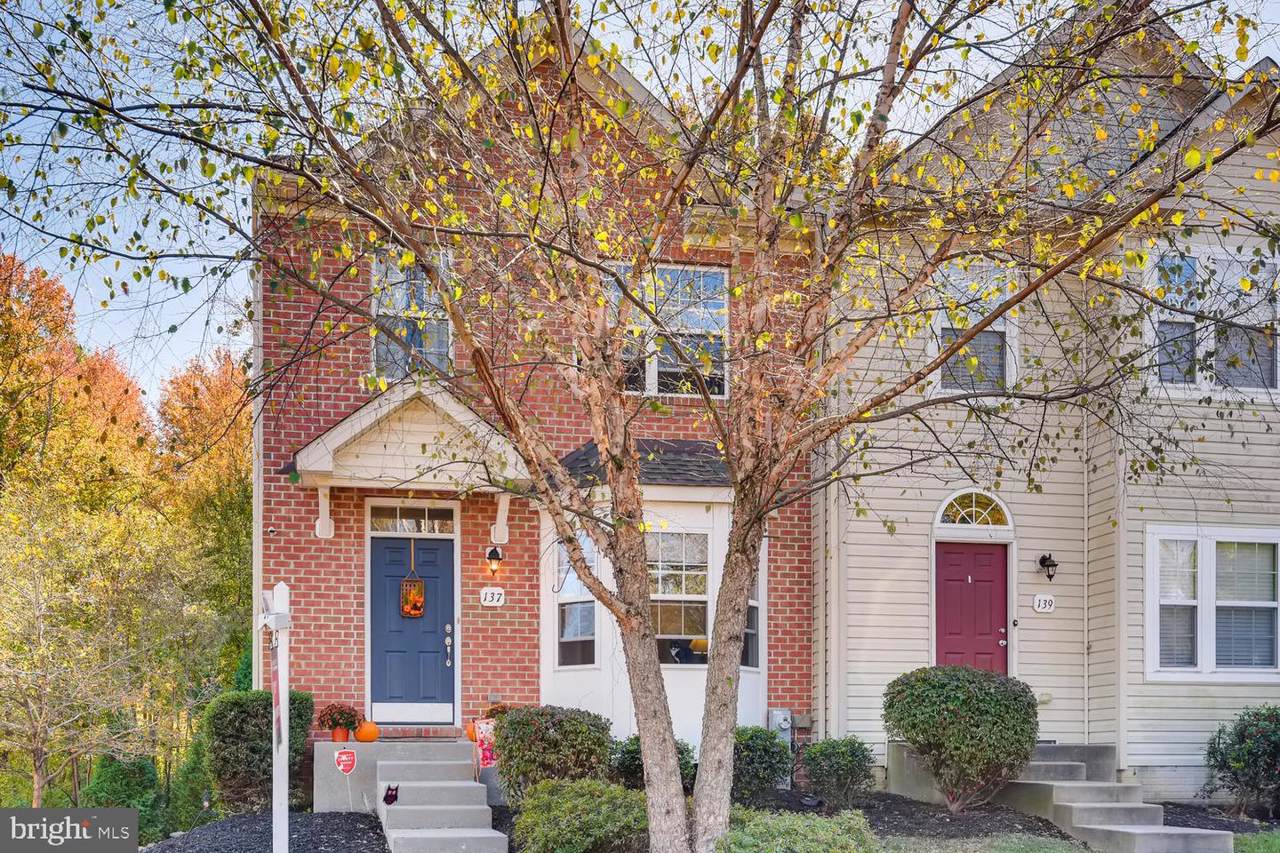 137 Ohio Street - Photo 1