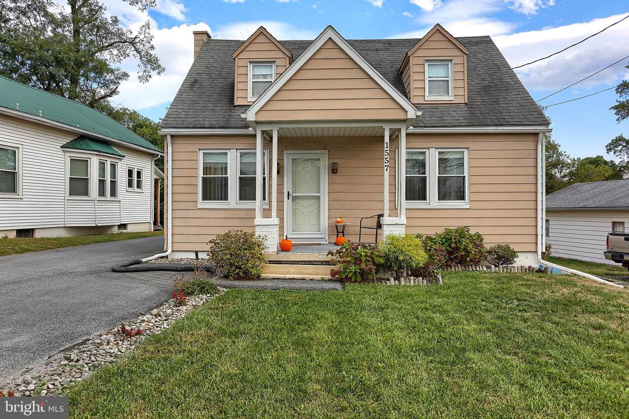 1557 Spring Road - Photo 1 1557 Spring Road - Photo 1