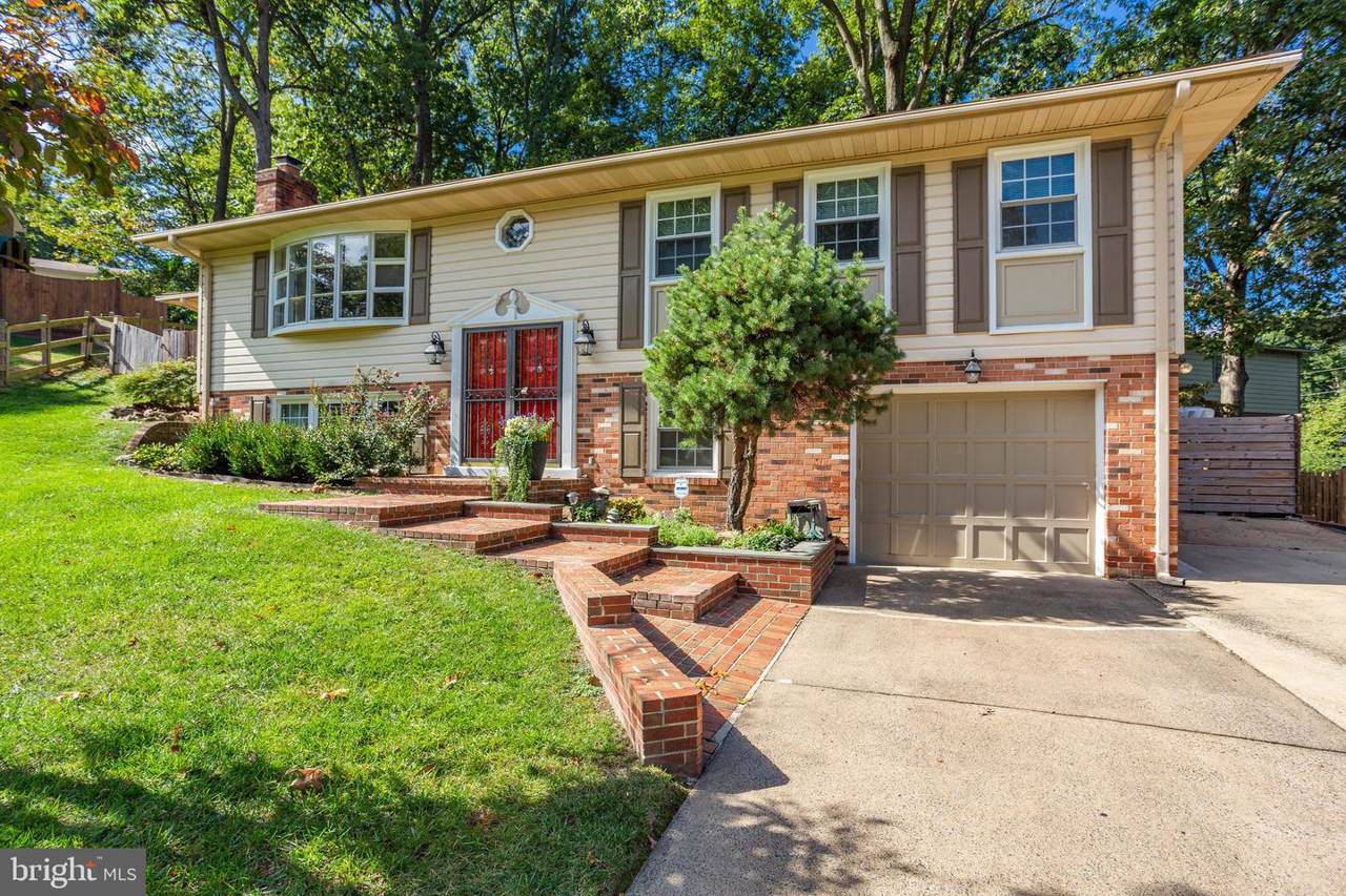 708 Macarthur Avenue - Photo 1