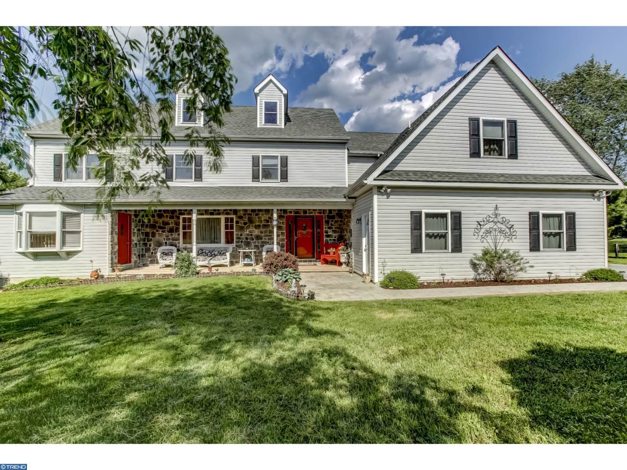 261 Sunnyside Road - Photo 1