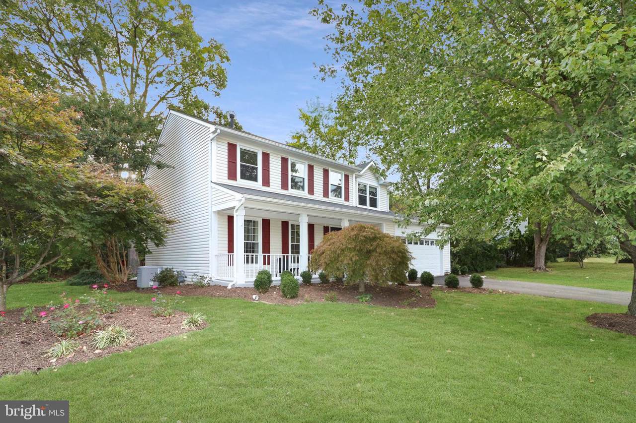 5608 Hampton Forest Way - Photo 1