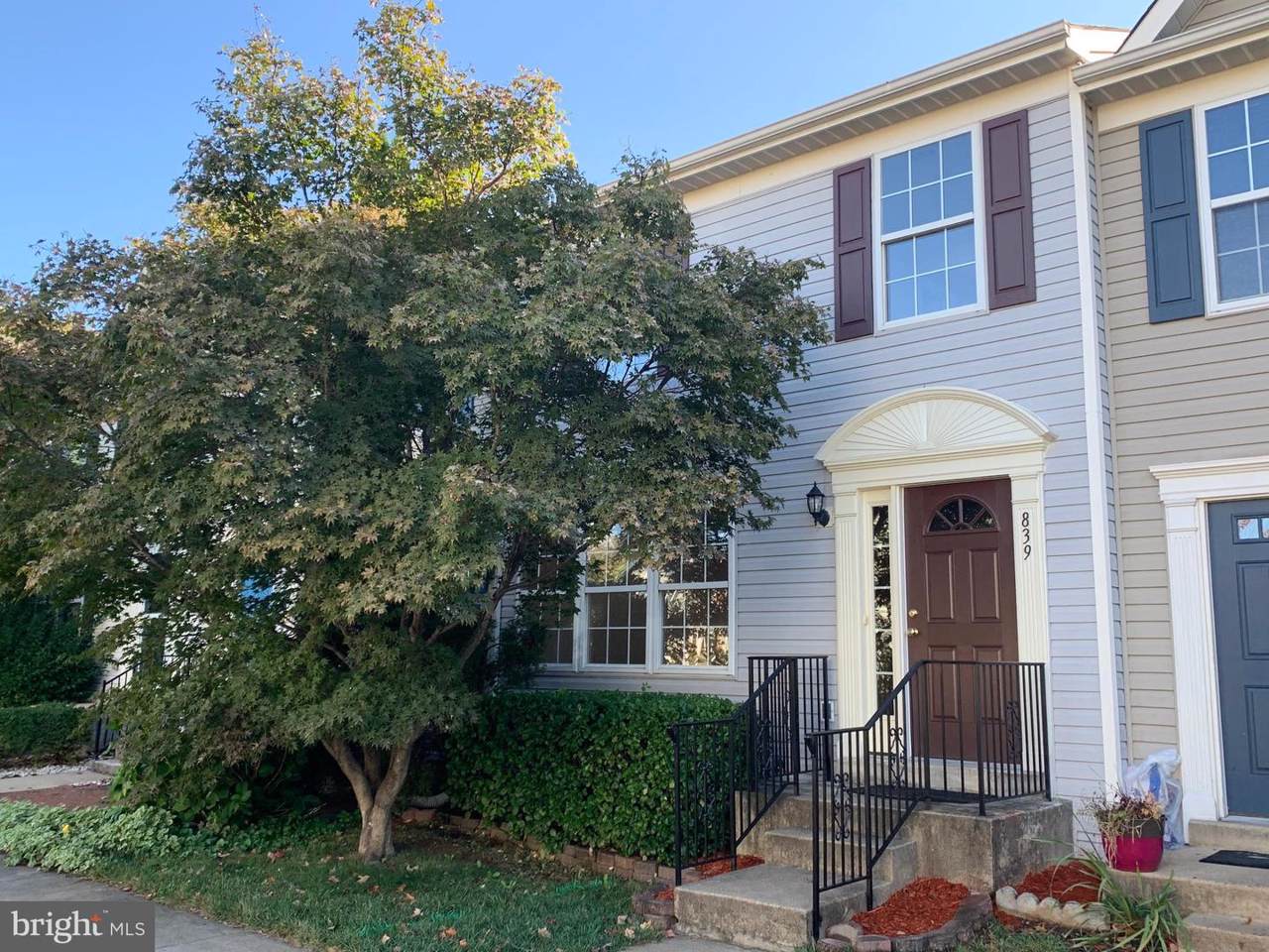 839 Vanderbilt Terrace - Photo 1