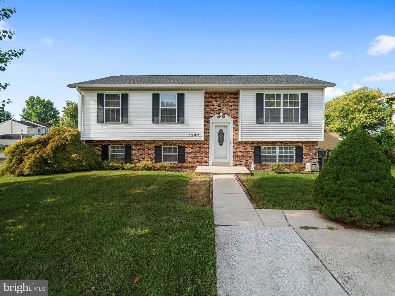 1502 Cedarcrest Lane - Photo 1 1502 Cedarcrest Lane - Photo 1