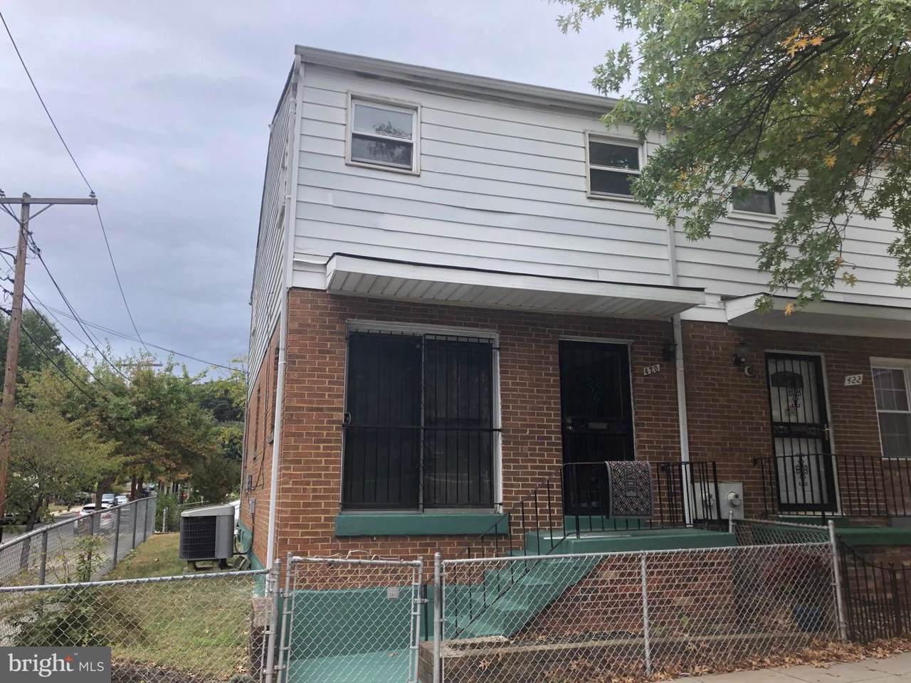 420 53RD Street - Photo 1