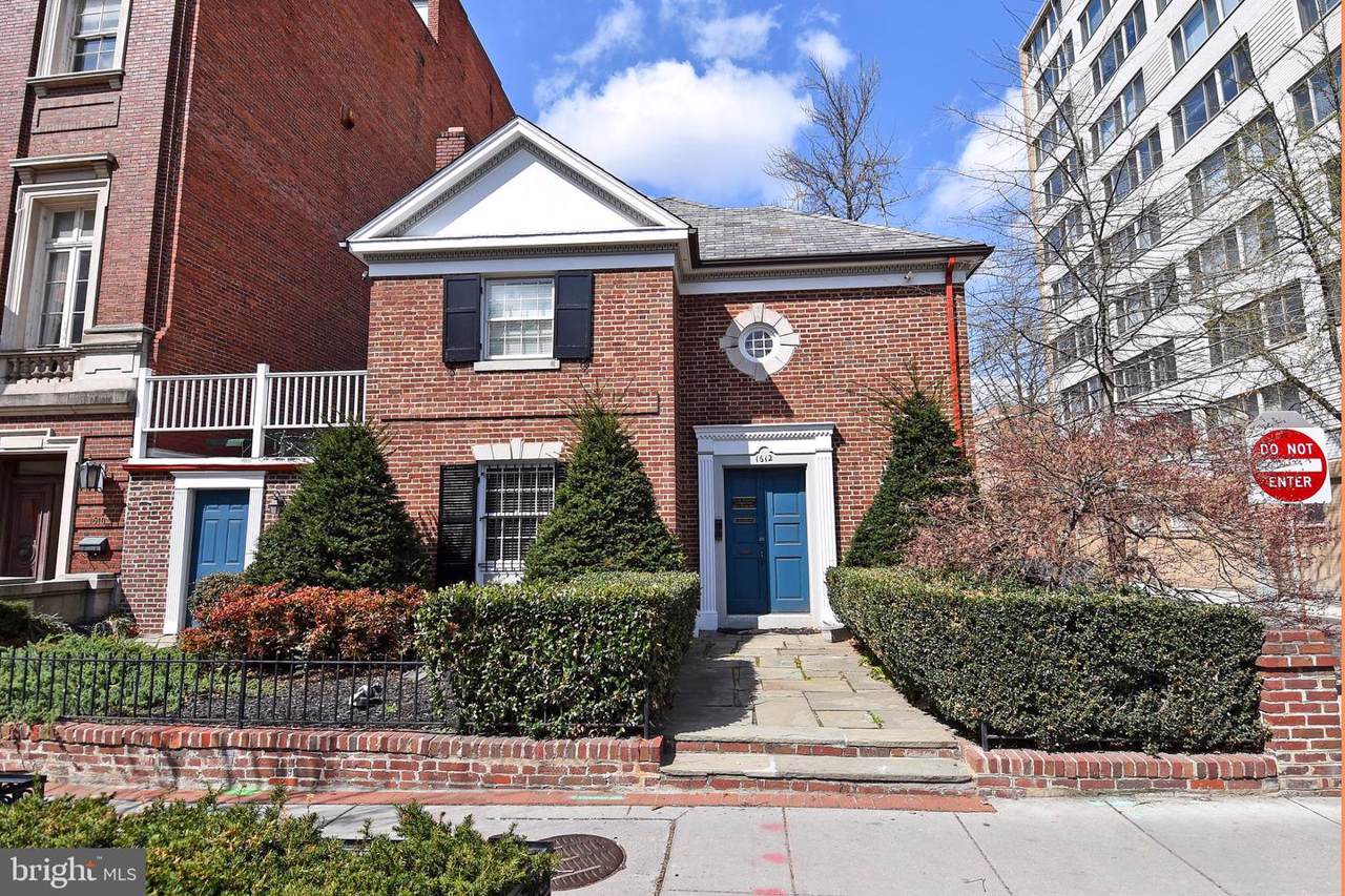 1612 18TH Street - Photo 1