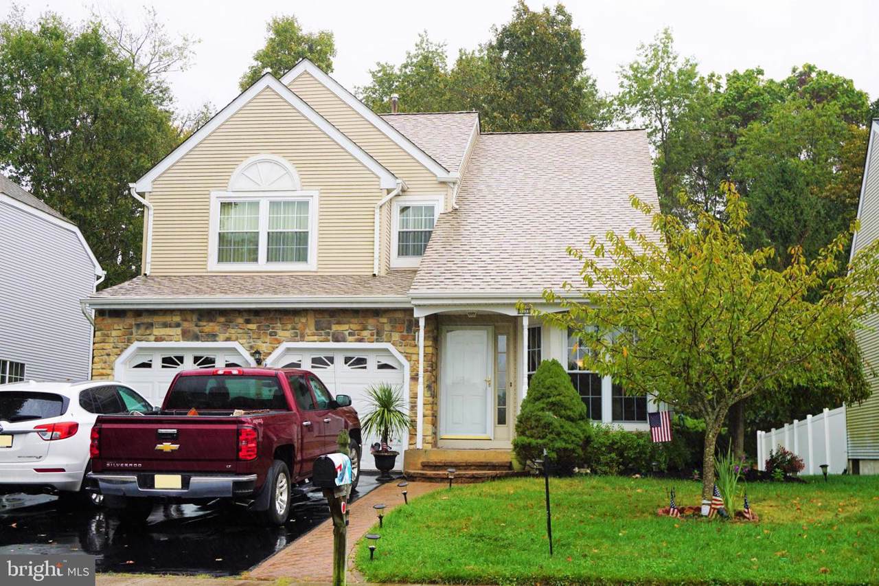 165 Ridgewood Way - Photo 1