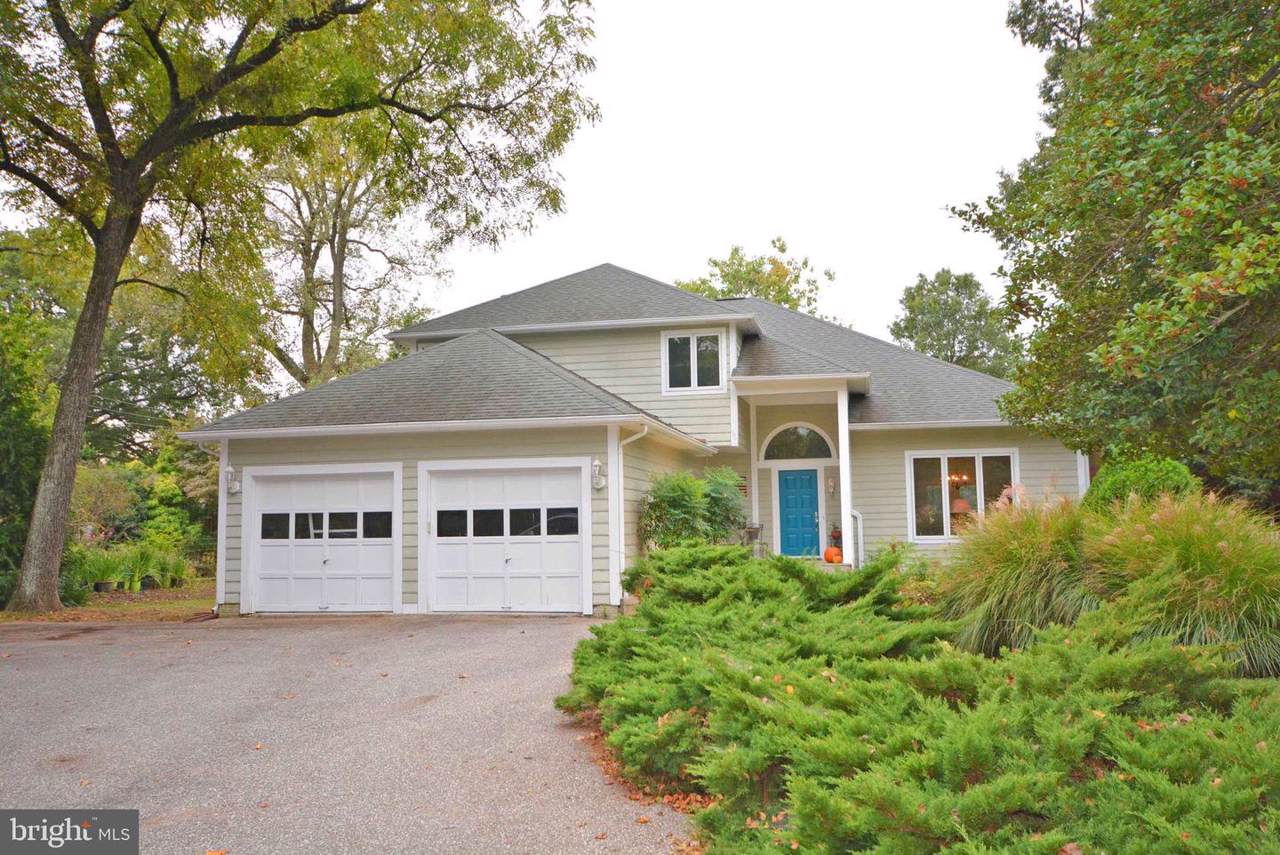 10 Farragut Road - Photo 1