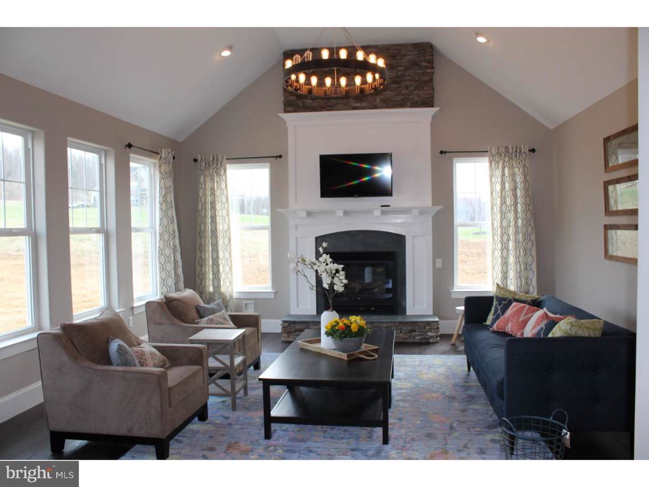 226 Highland Drive - Photo 1