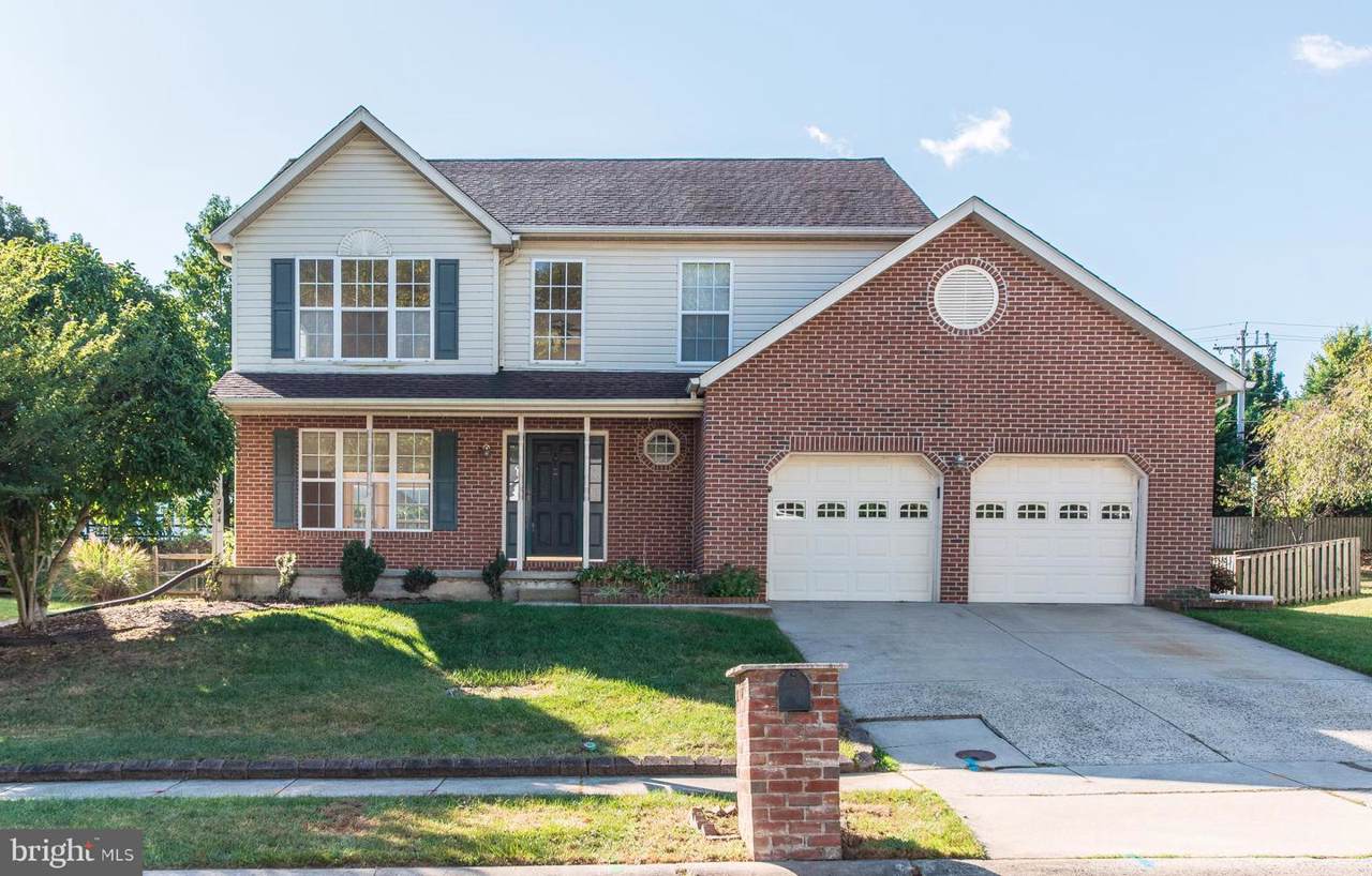 704 Ruddy Court - Photo 1