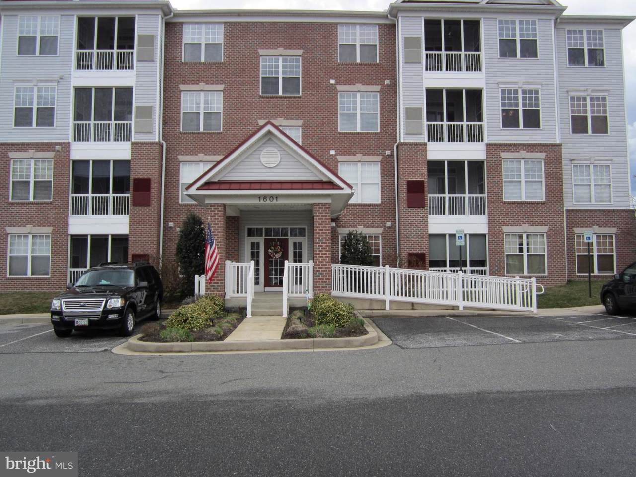 1601 Martha Court - Photo 1