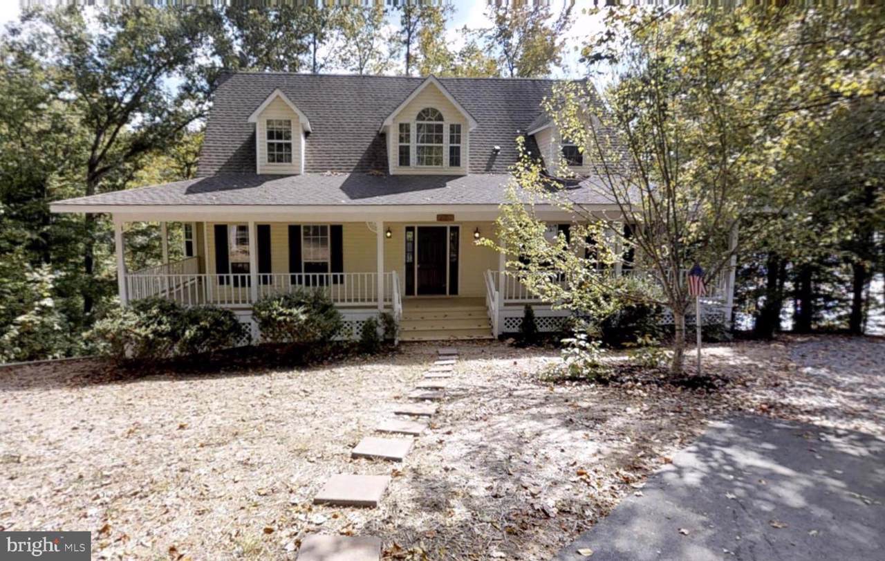 6321 Rope Swing Court - Photo 1