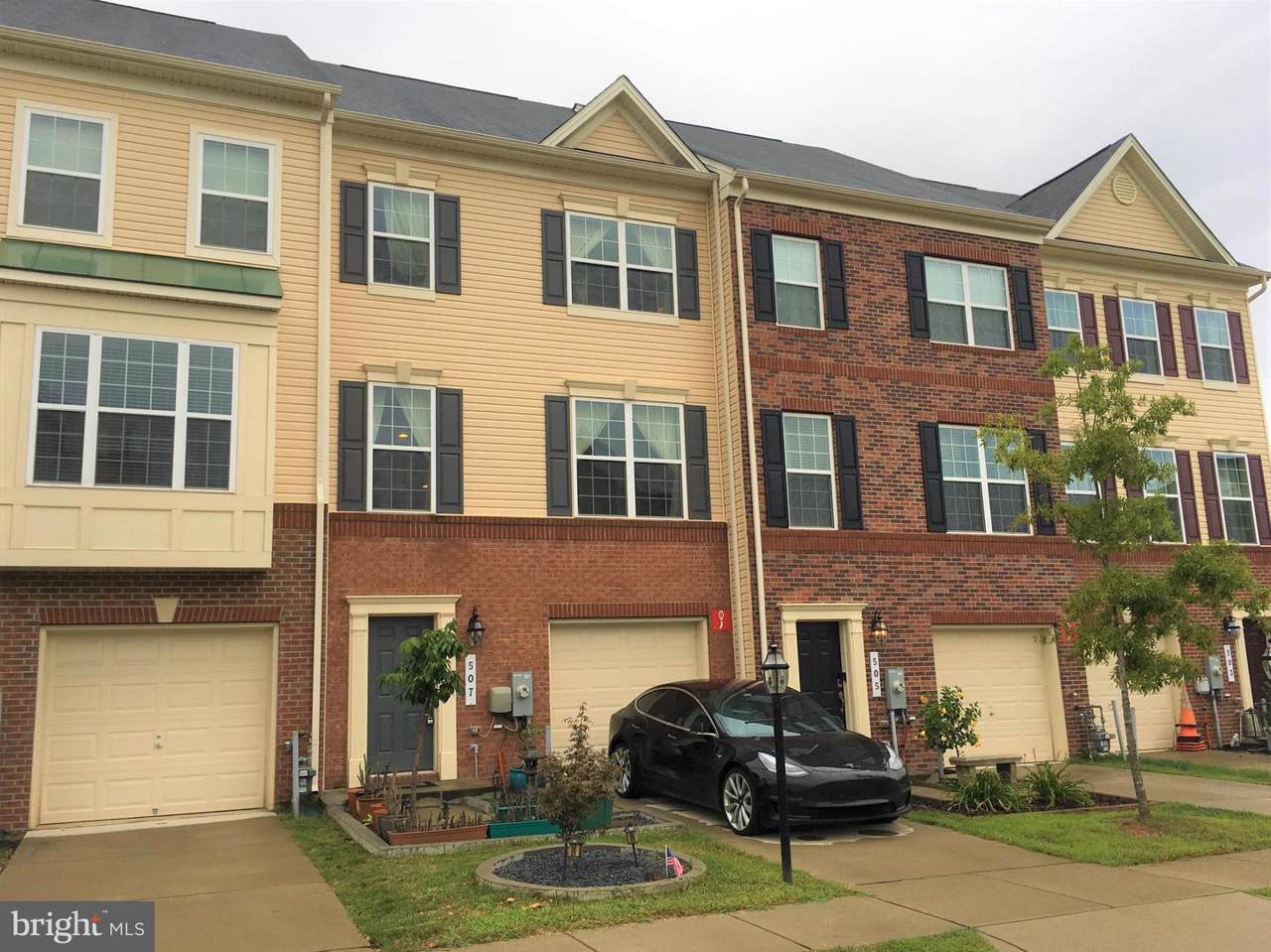 507 Bluffton Drive - Photo 1
