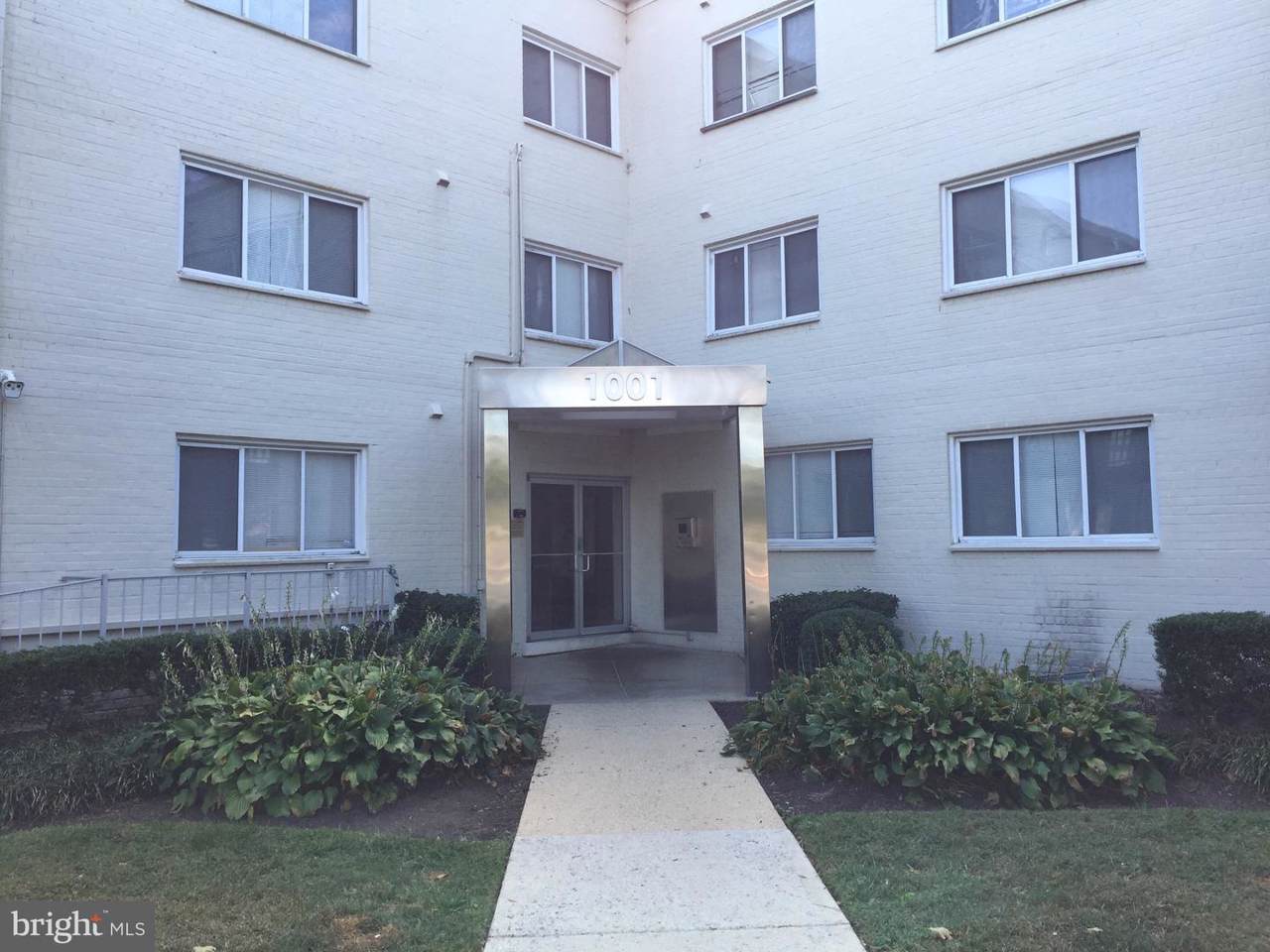 1001 Chillum Road - Photo 1