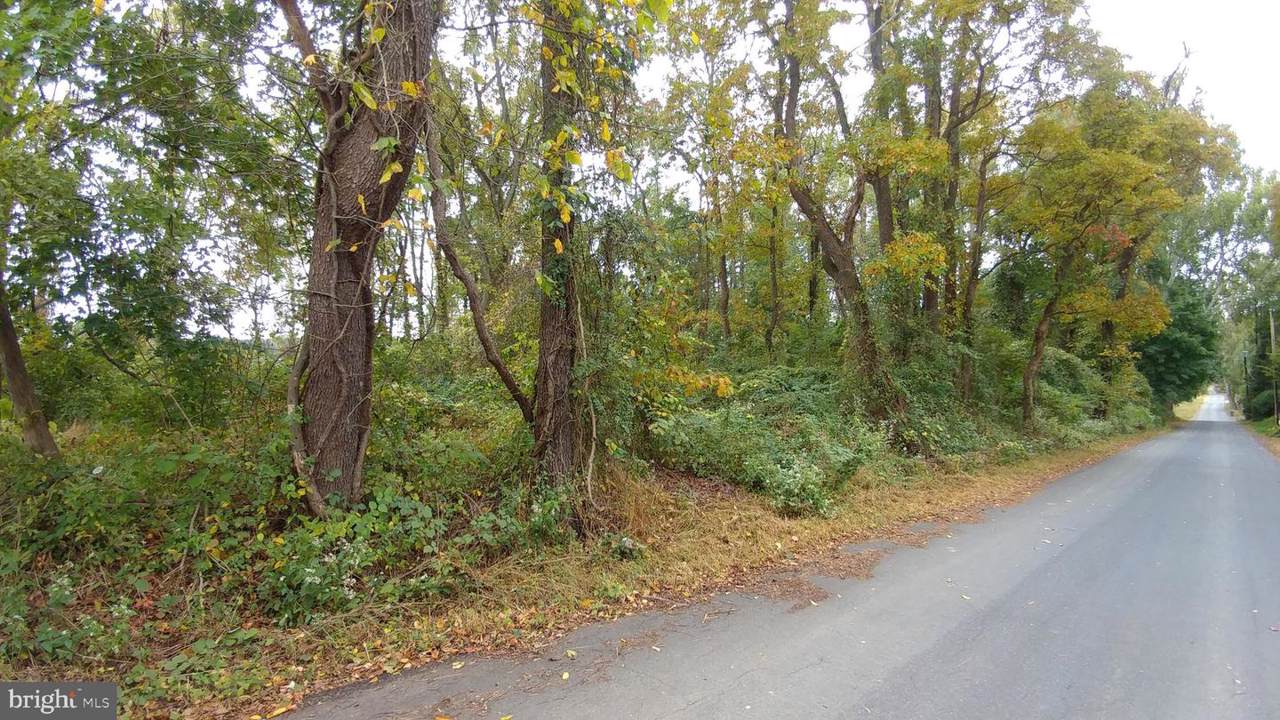 3301A Creek Road - Photo 1