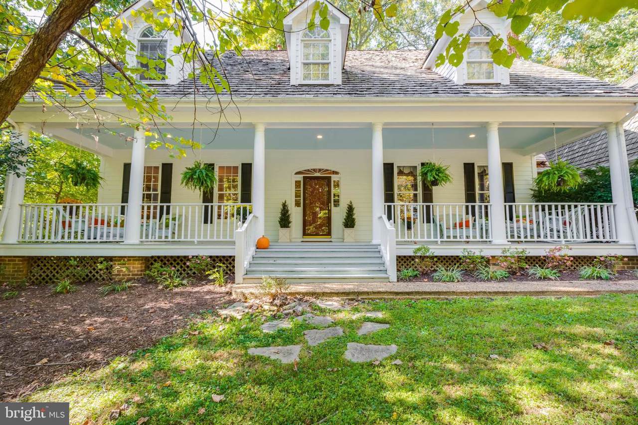 6130 Redbud Lane - Photo 1