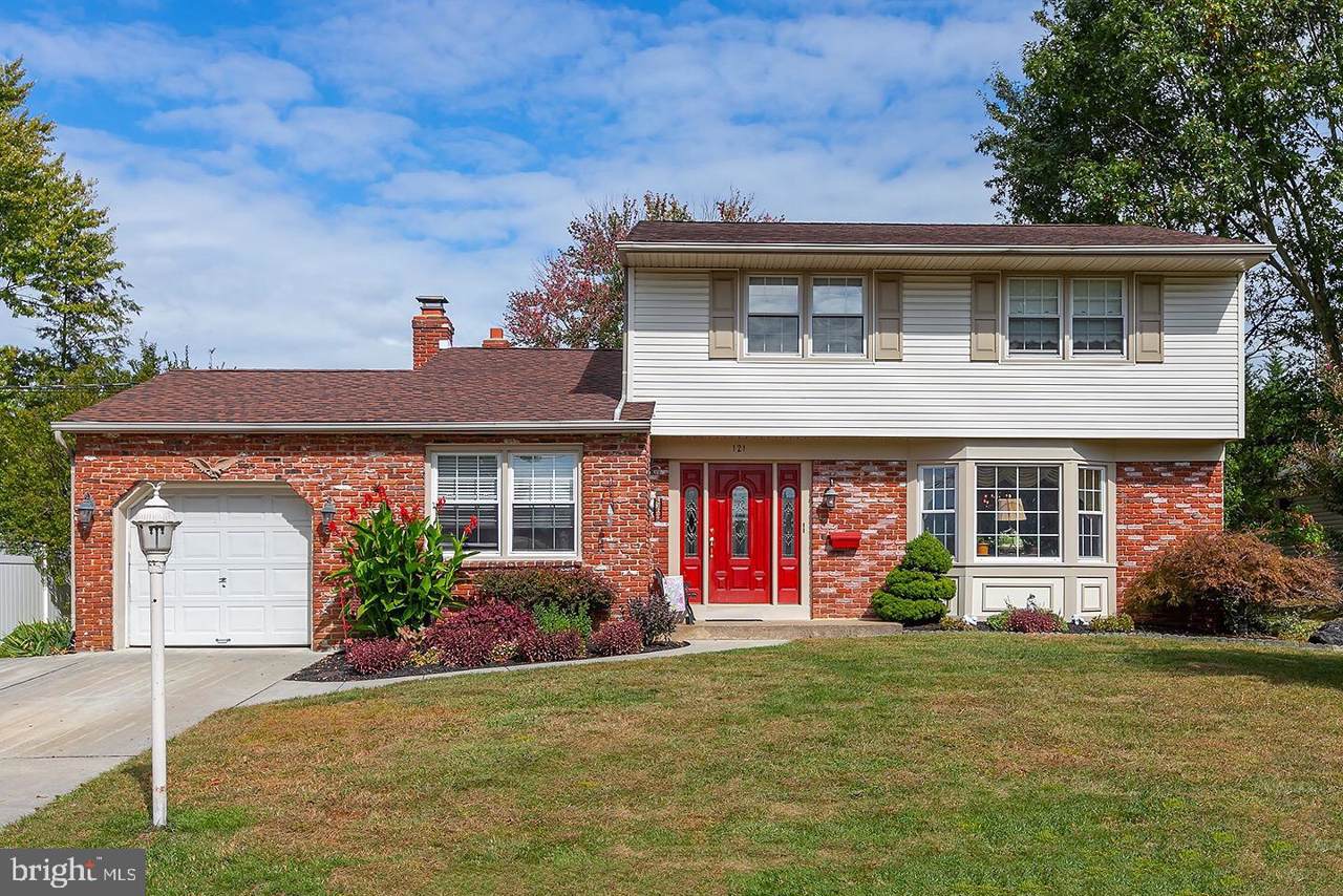 121 Beech Avenue - Photo 1