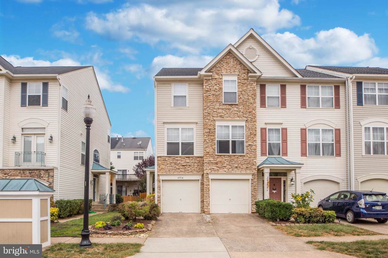 43514 Jubilee Street - Photo 1
