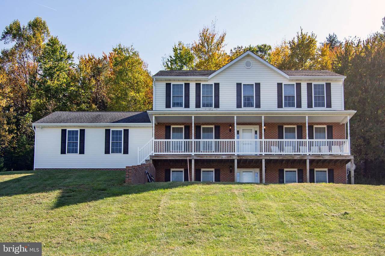 2743 Sams Creek Road - Photo 1