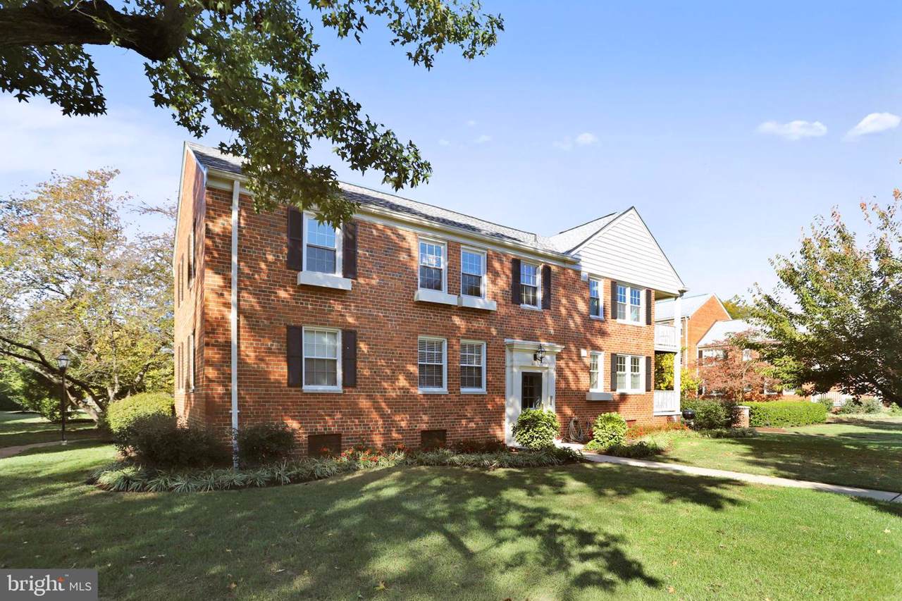 6506 Boulevard View - Photo 1