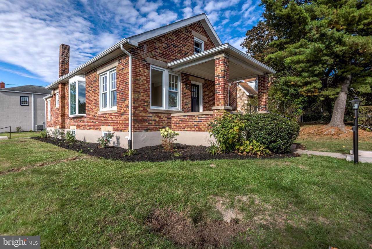 4800 Smith Street - Photo 1