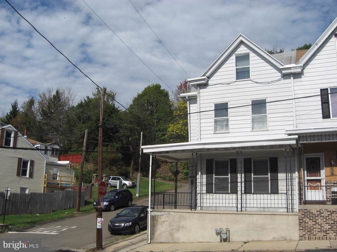 1038 Laurel Boulevard - Photo 1 1038 Laurel Boulevard - Photo 1