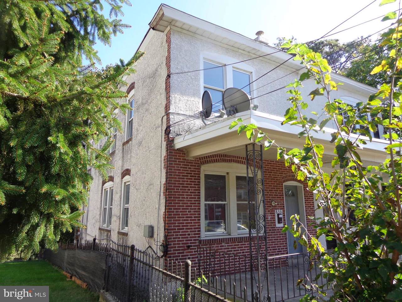 836 Smith Street - Photo 1