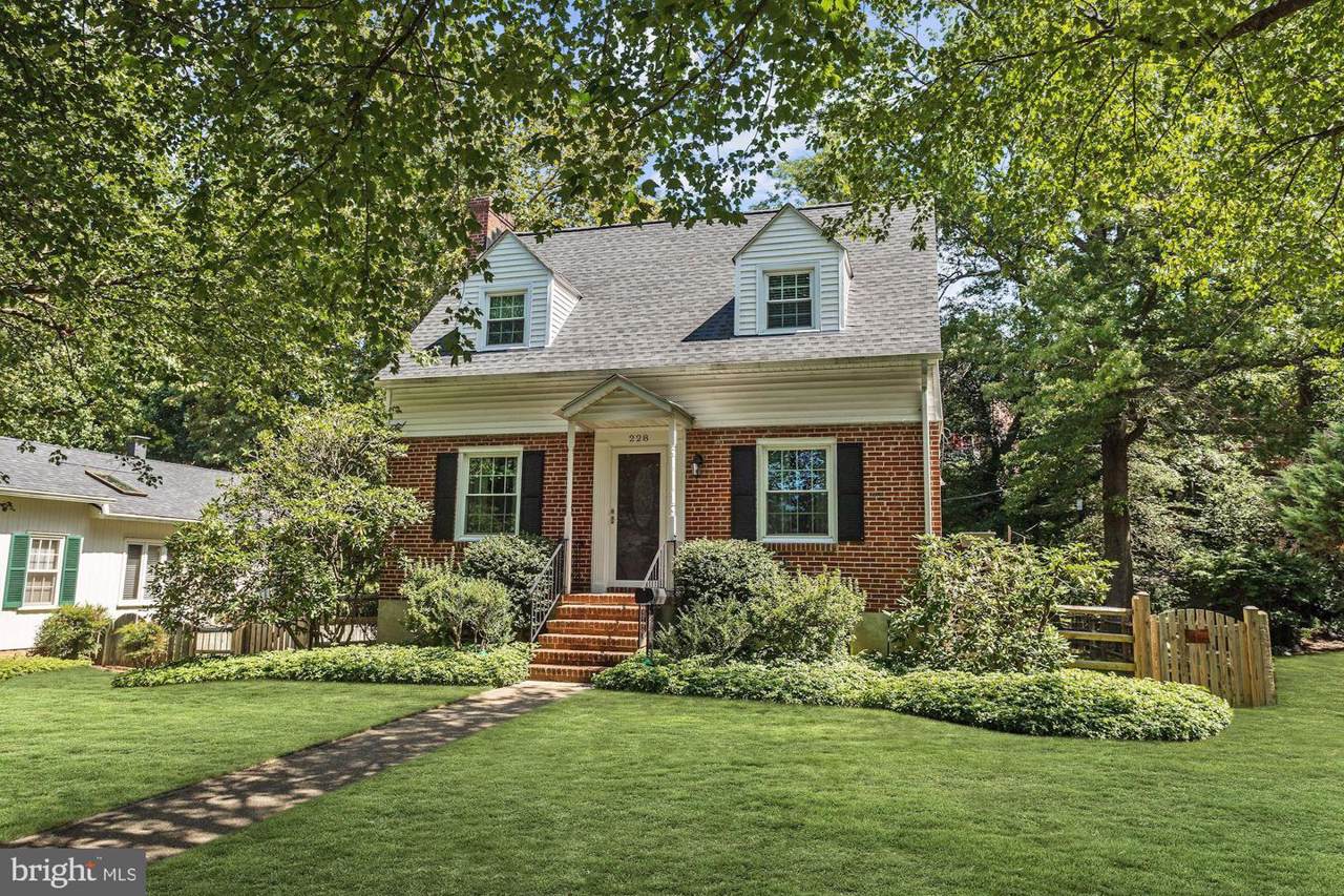 228 Tyrone Circle - Photo 1