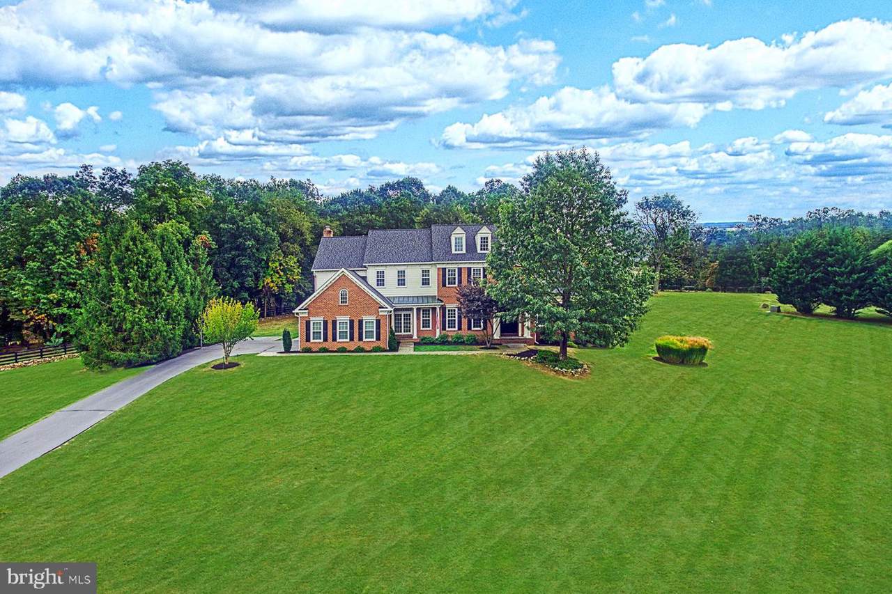 40389 Beacon Hill Drive - Photo 1