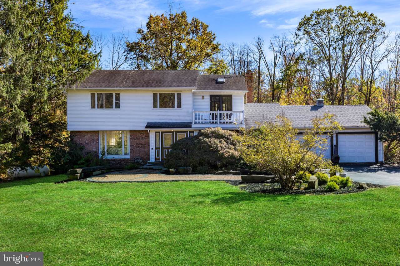 114 Featherbed Lane - Photo 1