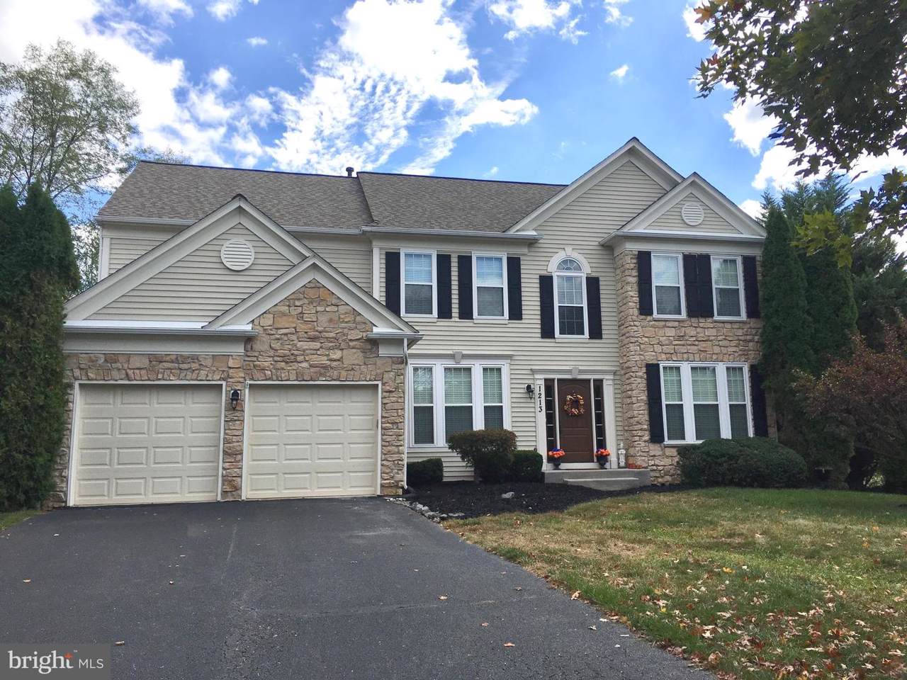 1213 Pepperwood Springs Way - Photo 1
