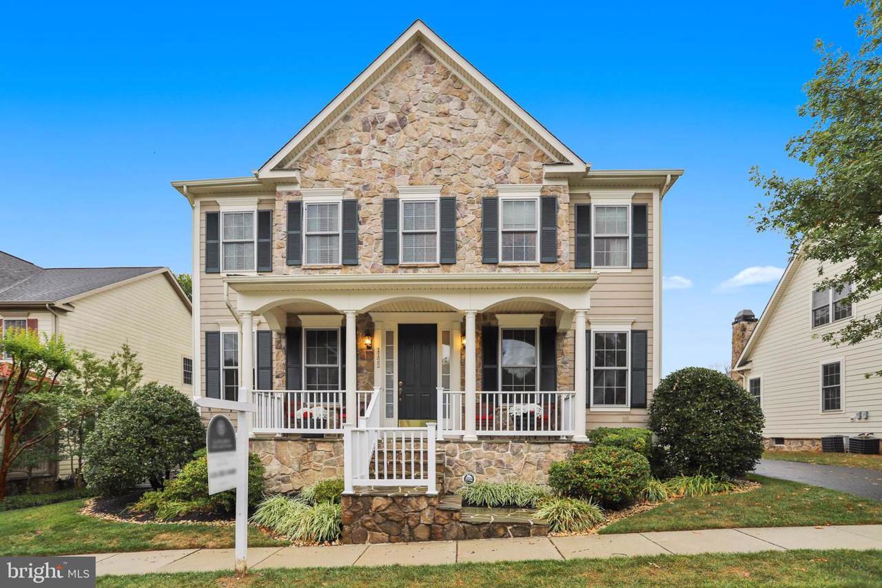 1122 Washingtonville Drive - Photo 1
