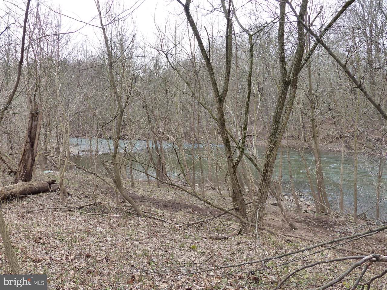 4011 Yerkes Road - Photo 1