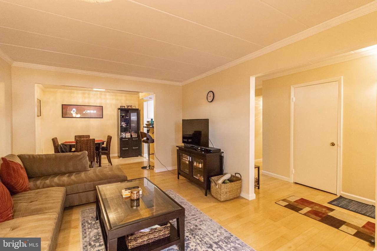 1651 Kenwood Avenue - Photo 1 1651 Kenwood Avenue - Photo 1