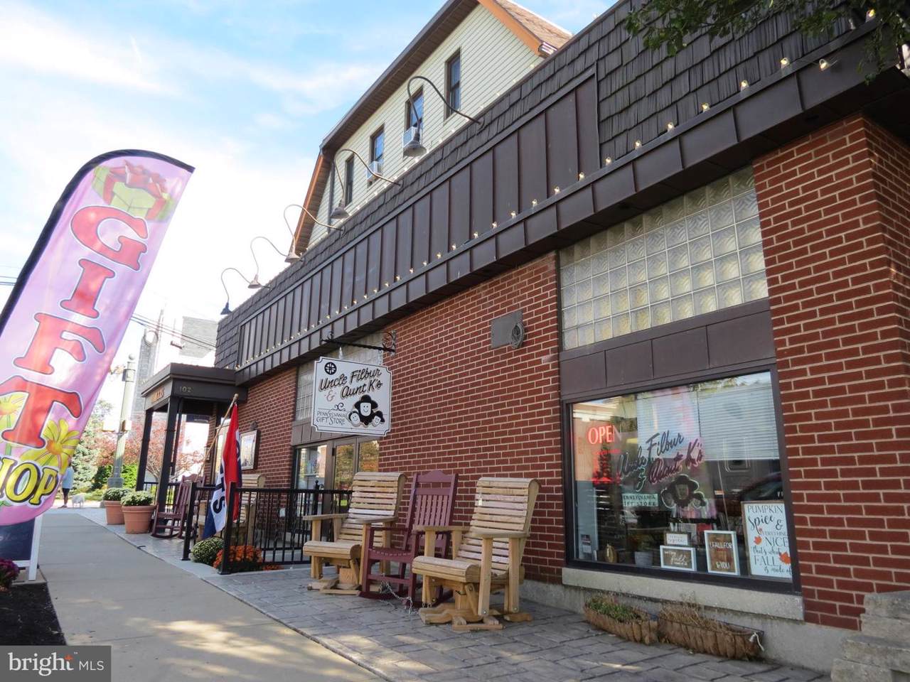 102 Chocolate Ave - Photo 1