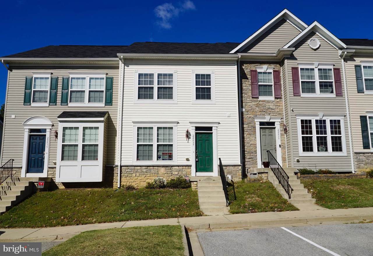 22437 Dark Star Way - Photo 1