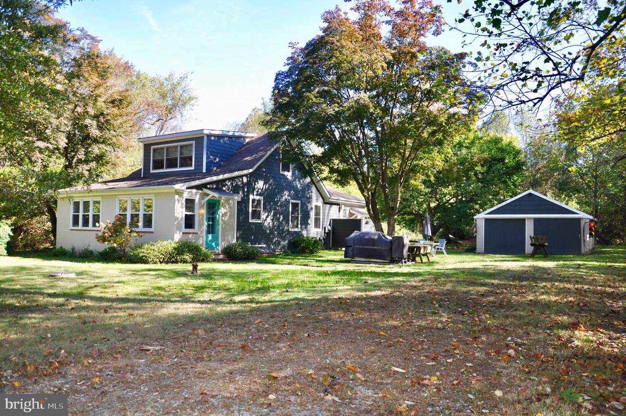 8687 Poplar Street - Photo 1